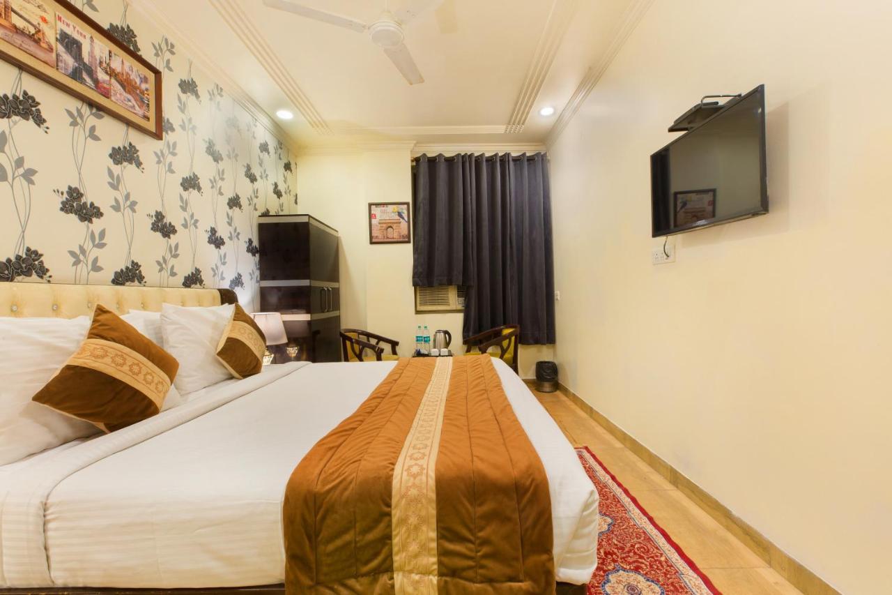Hotel Opo The Alpino New Delhi