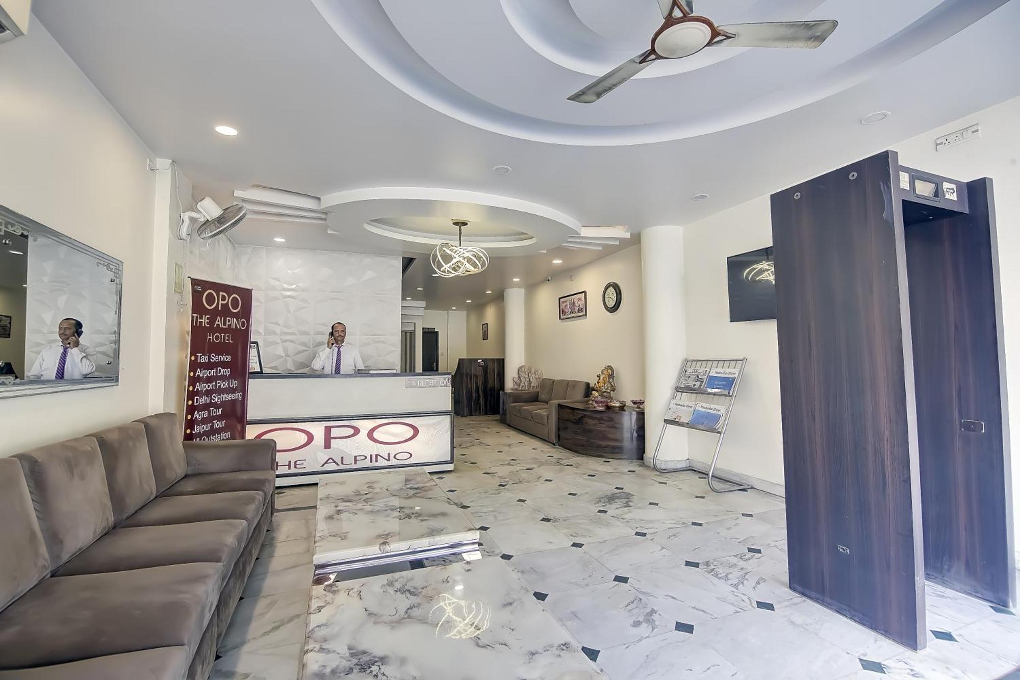 Opo The Alpino Hotel New Delhi